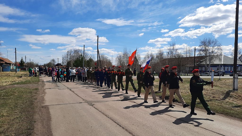 Торжественный  митинг, посвященный  празднику «День Победы» прошел в с. Унер..