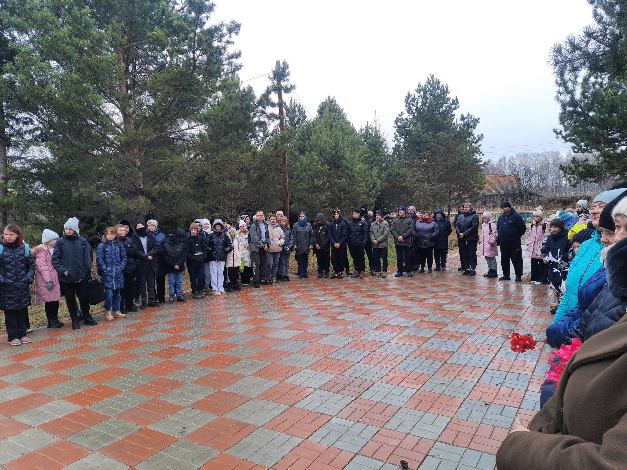 Торжественный митинг «День белых журавлей».